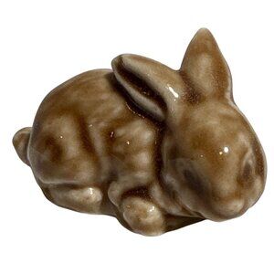 Vintage Wade England Brown Bunny Rabbit Whimsies Figurine Red Rose Tea